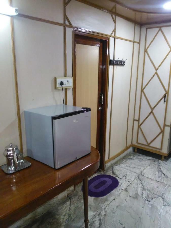 Sarmani Hotels Pvt. Ltd Chennai Exterior photo